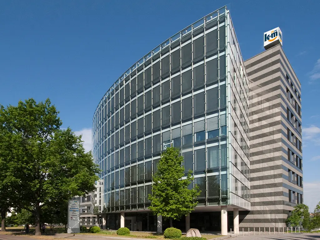 Firmensitz an der Podbielskistraße 333 in 30659 Hannover Firmengebäude von k+m